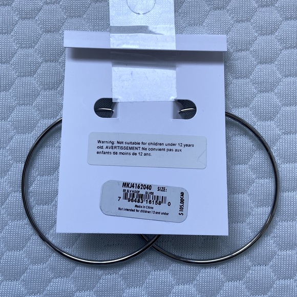 MICHAEL KORS Hoop Earrings Silver - Picture 3 of 3